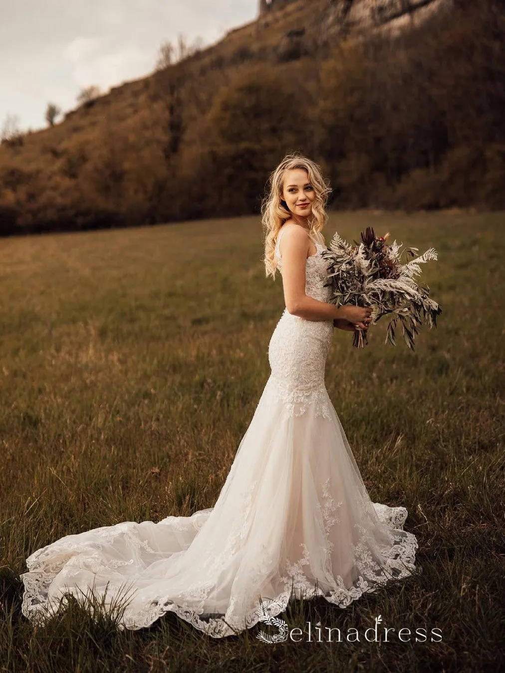 Mermaid Spaghetti Straps Lace Wedding Dresses Rustic Bridal Gowns MHL1701